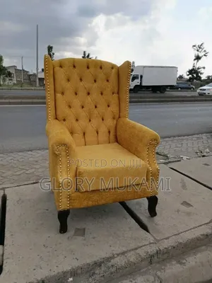 Mustard Yellow Pedicure Set