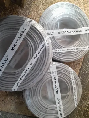 Twin and Earth 90m, 2.5mm2, 3-Core Cable; Mt038