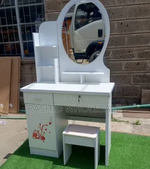 New Dressing Table With Sliding Mirror