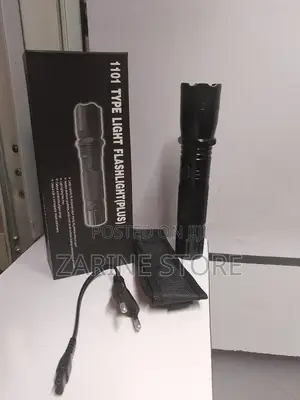 Large Capacity DC Discharge Torch, Rechargeable Flashlight