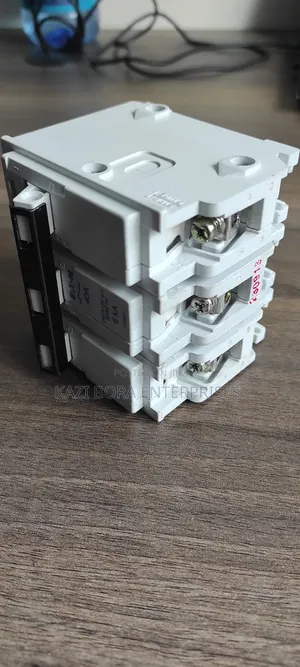 40A Mem 3-Pole MCB