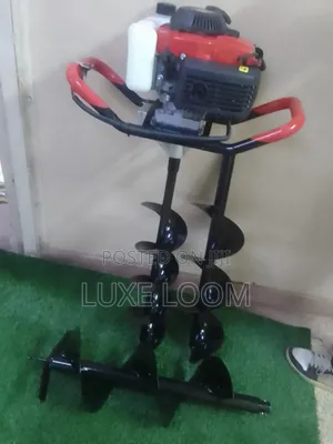 Earth Auger Drilling Machine