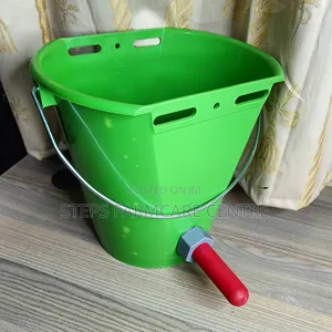 8 LTR Calf Feeding Bucket