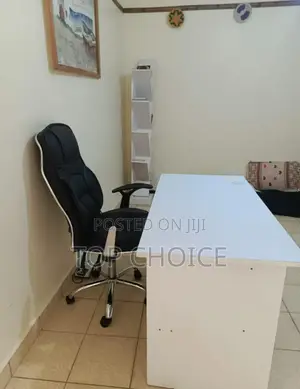 Executive Boss Office Chair (C-35 New)