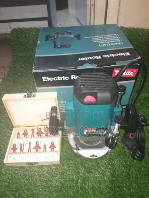 Electric Wood Router Makita
