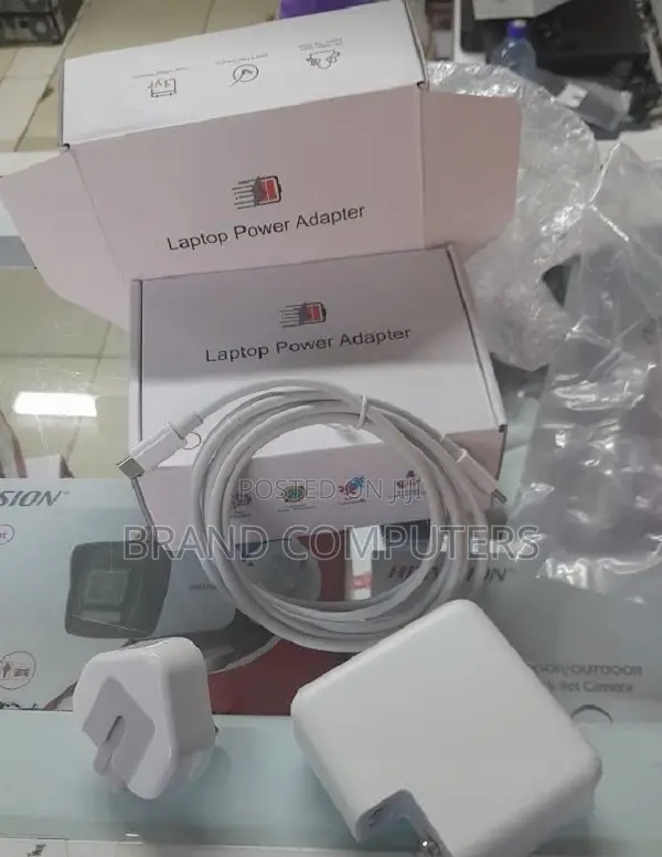 High Quality 61W USB C Power Adapter Charger With USB-C