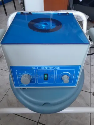 Table Top 《》6 Tube《 》Centrifuge Machine