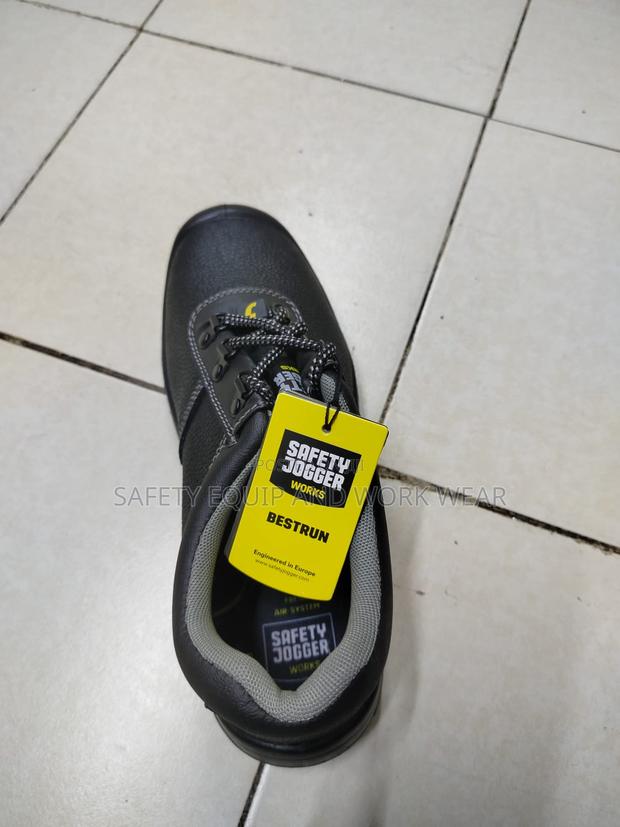Best Run Boots - main view