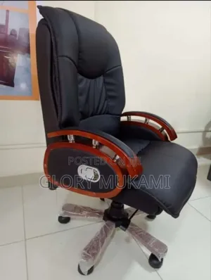 Eexecutive Office Chairs With Wooden Arms
