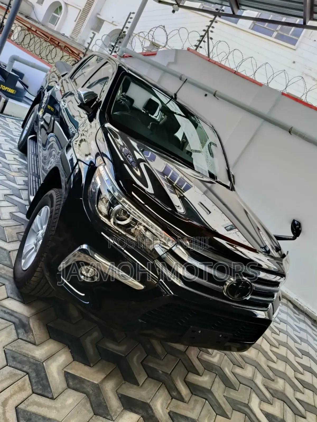 Toyota Hilux 2017 Black
