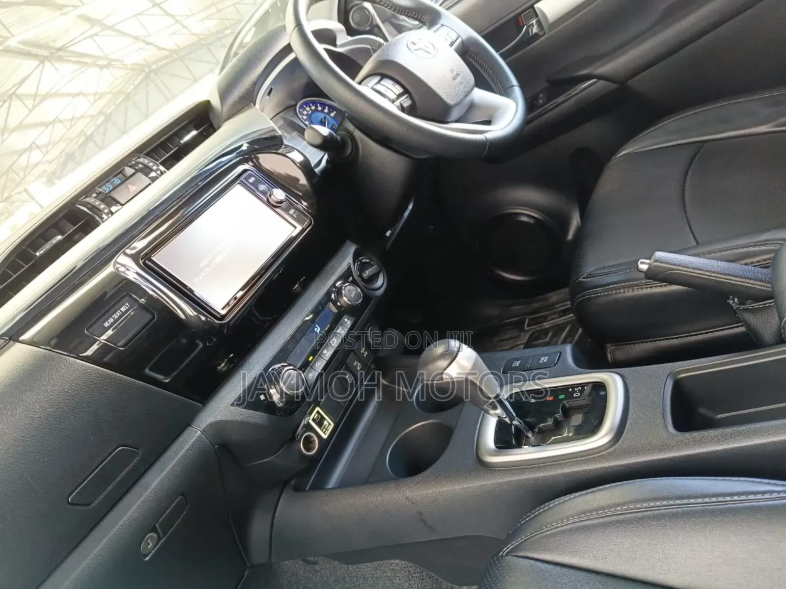 Toyota Hilux 2017 Black