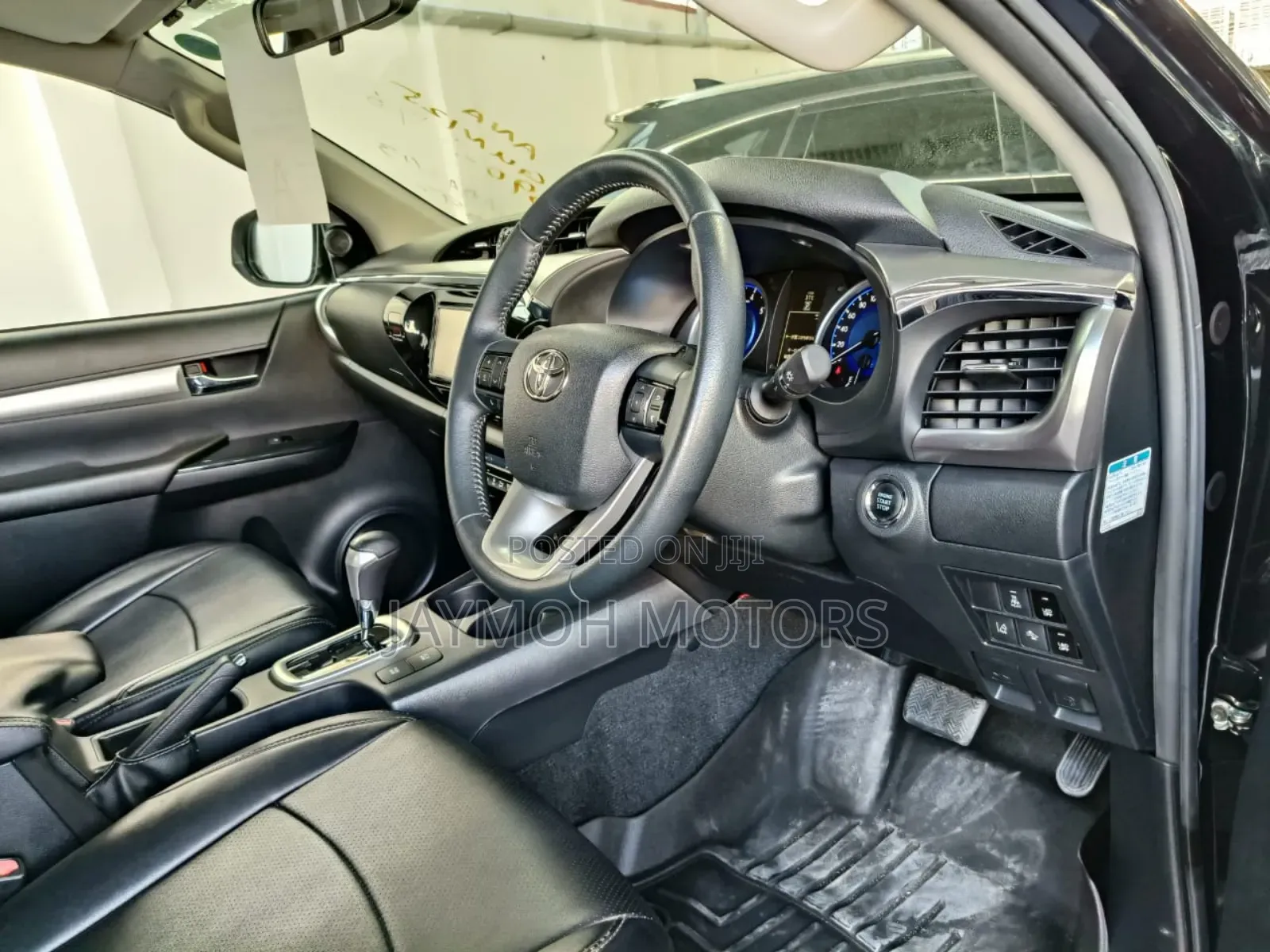 Toyota Hilux 2017 Black