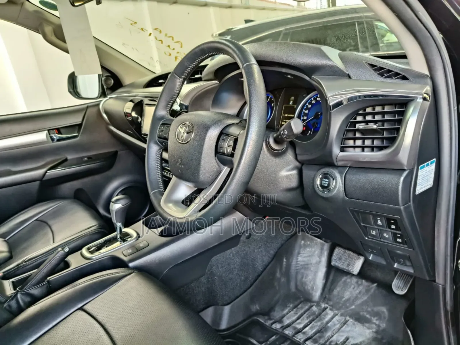 Toyota Hilux 2017 Black