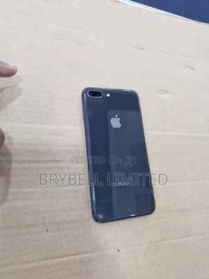 Apple iPhone 8 Plus 64 GB Black