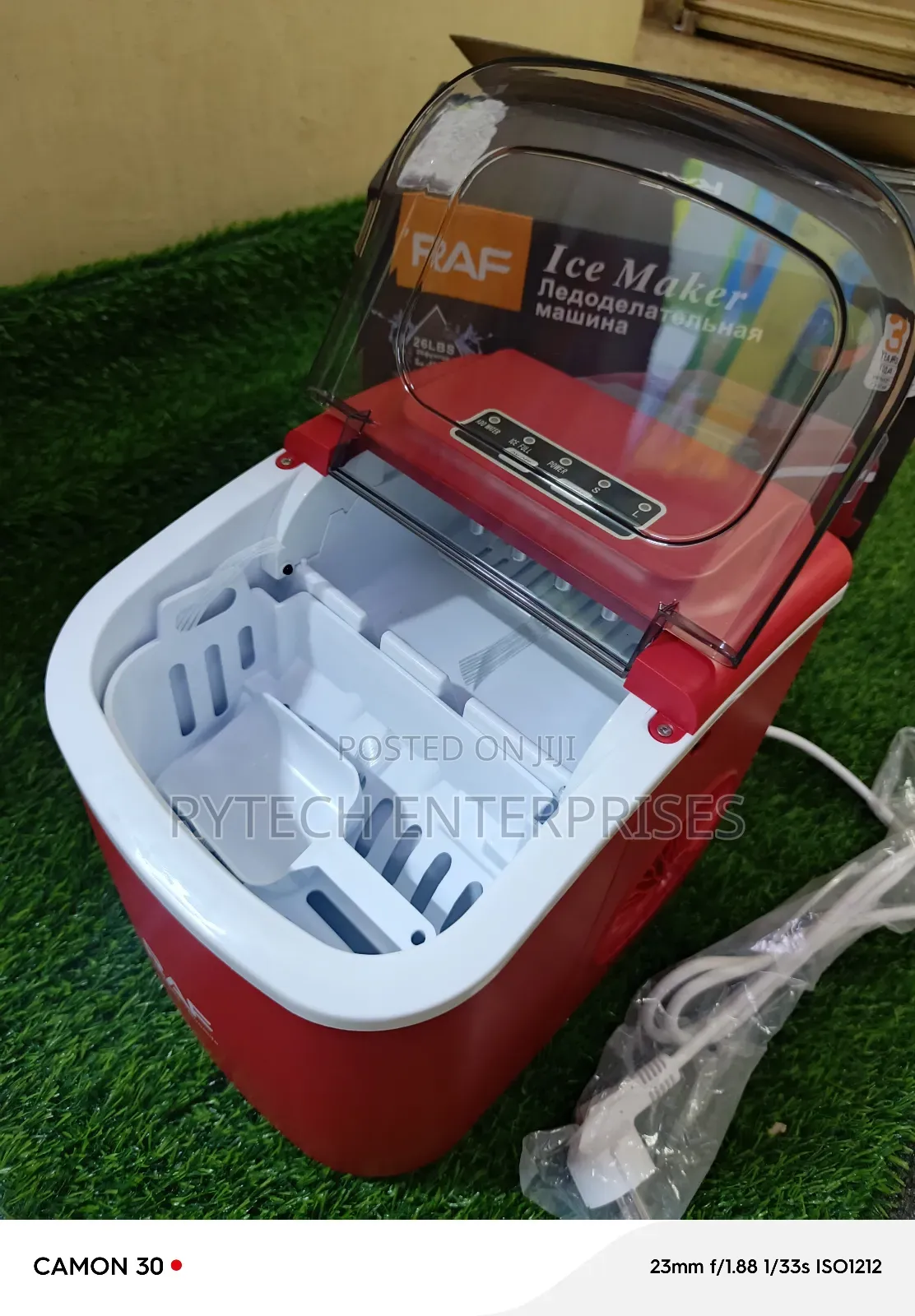 Ice Cube Machine