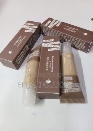 Coffee Embellishing Lip Scrum