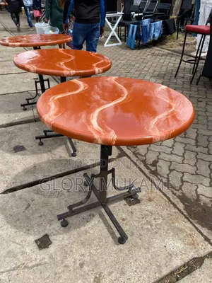 Brown Marble Round Restaurant and Bar Tables