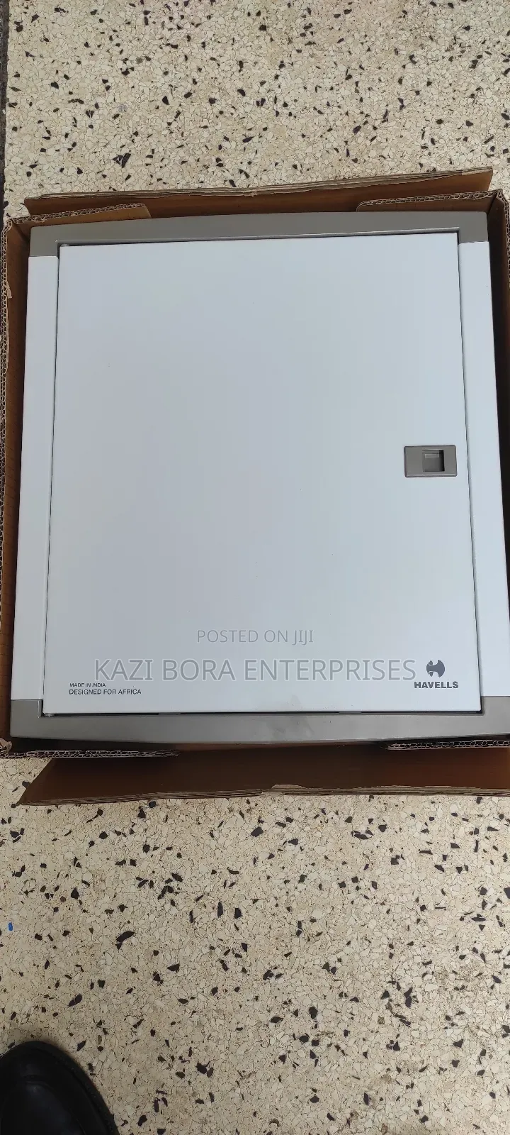 4-Way Distribution Board