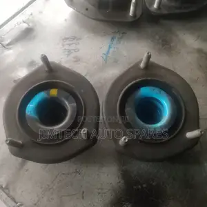 Toyota Camry Rear Shock Mountain