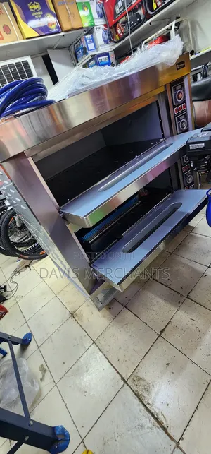 Ì Single Phase Commercial Oven With Double Deck 4 Tray