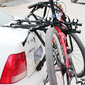 Universal Bicycle Rack in Cars 3 Bicycles at Once