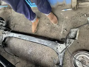 Toyota Premio 240 Rear Beam(Mlingoti)