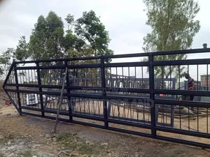 Curtain Walls(Big Full Windows)