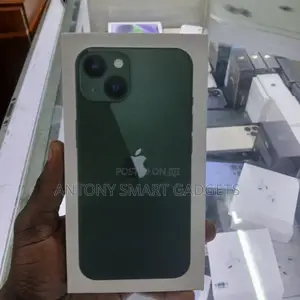 Apple iPhone 13 128 GB Green