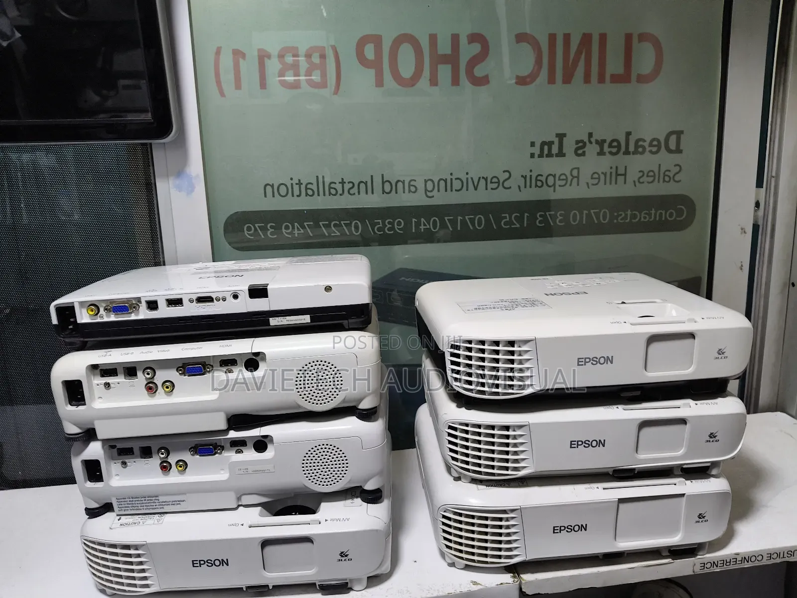  at Epson S05 Projector Refurbished 