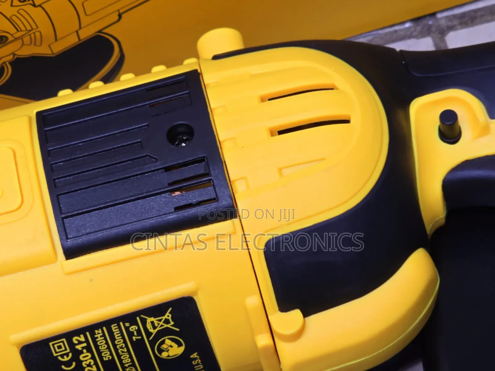 9" Dewalt Angle Grinder/Commercial Grinder
