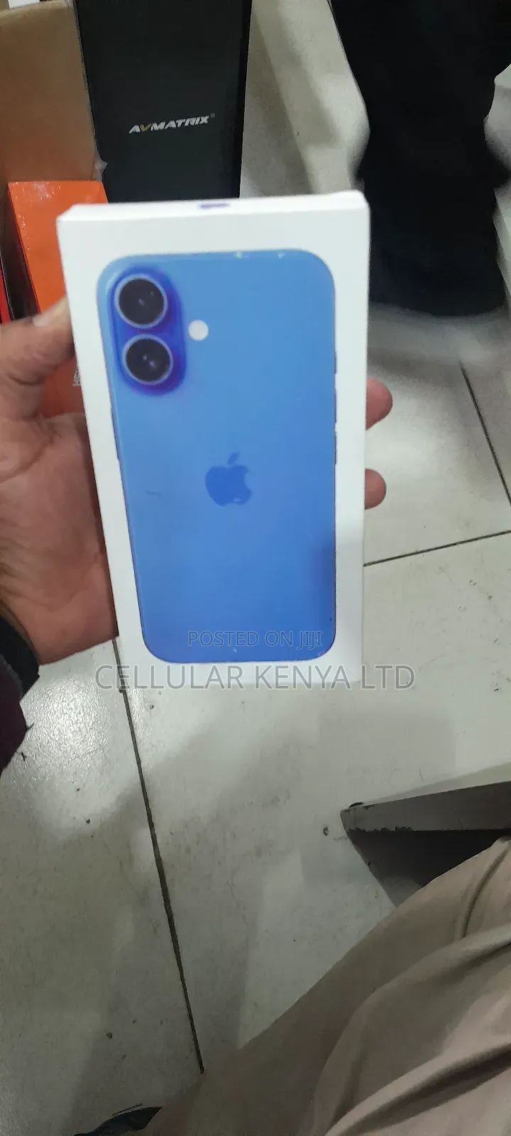 New Apple iPhone 16 256 GB Blue