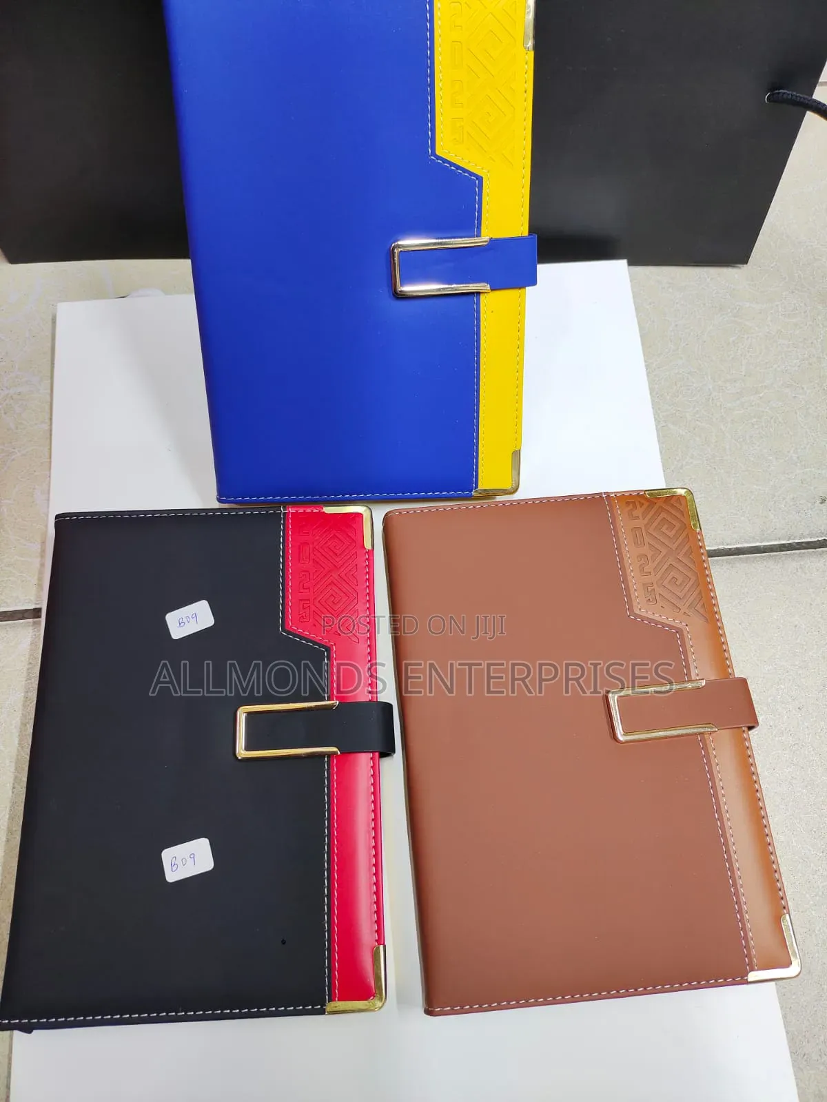 2025 Diary A4