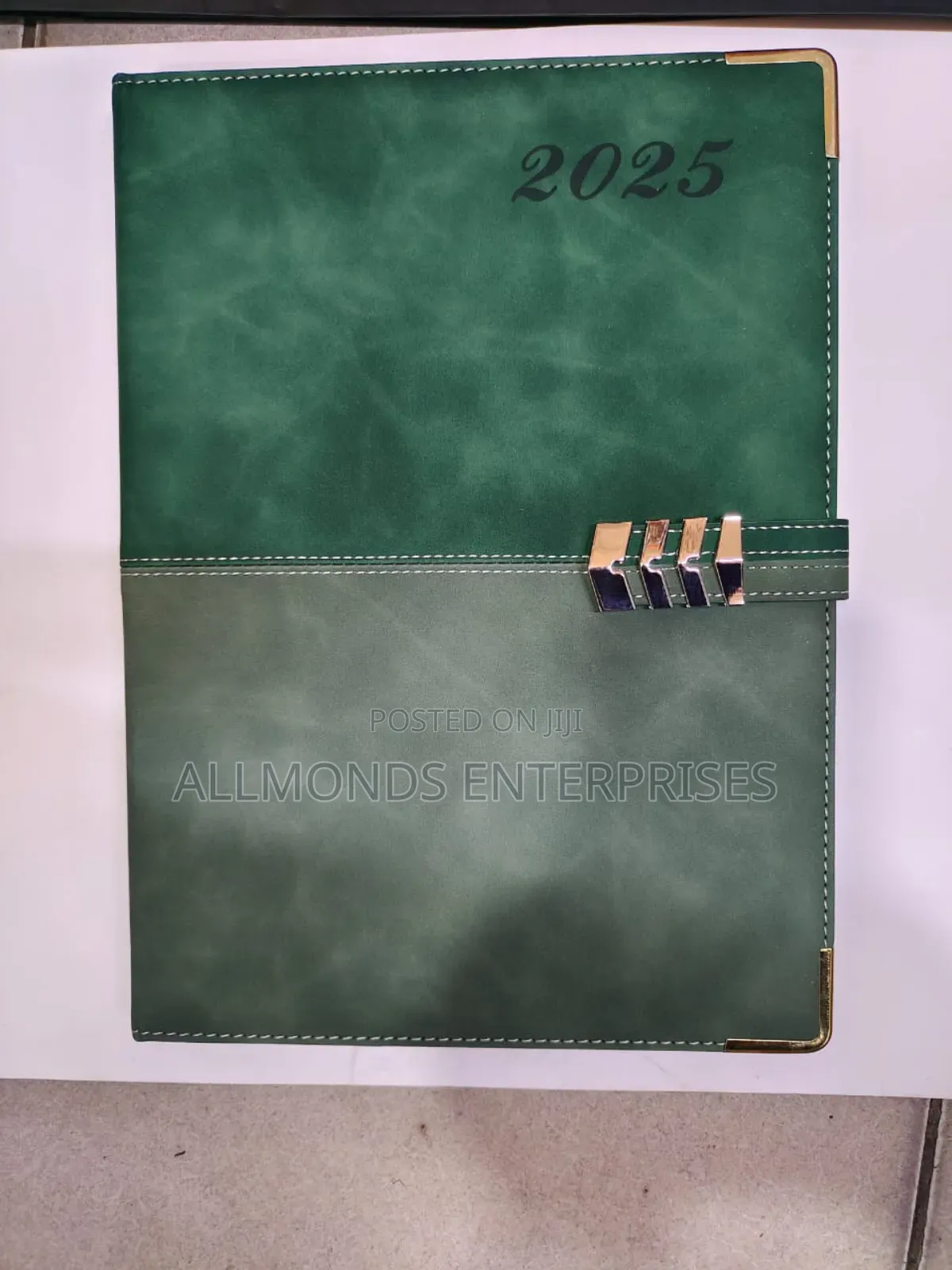 2025 Diary A4