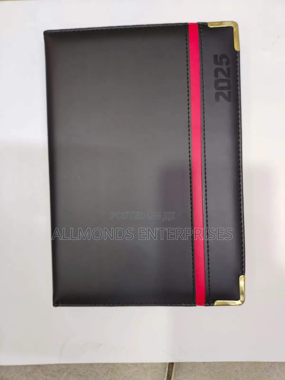 2025 Diary A4