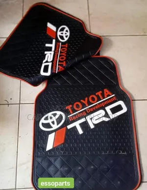 Toyota Unique Logo 5pc Dust Floor Mats