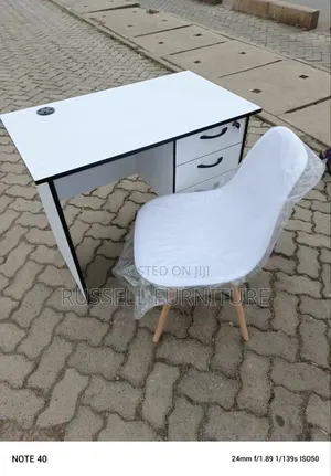 Suitable Study Table