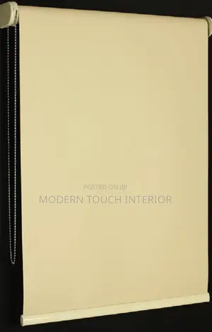 Custom-Made Sunscreen Blinds