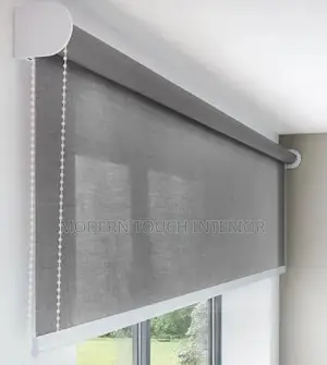 Stylish Adjustable Sunscreen Blinds