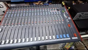 Allen Heath ZED-24 Plain Mixer