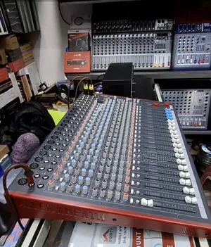 Allen Heath ZED-24 Plain Mixer
