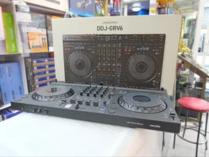 Pioneer Alphatheta DDJ-Grv6 Controller