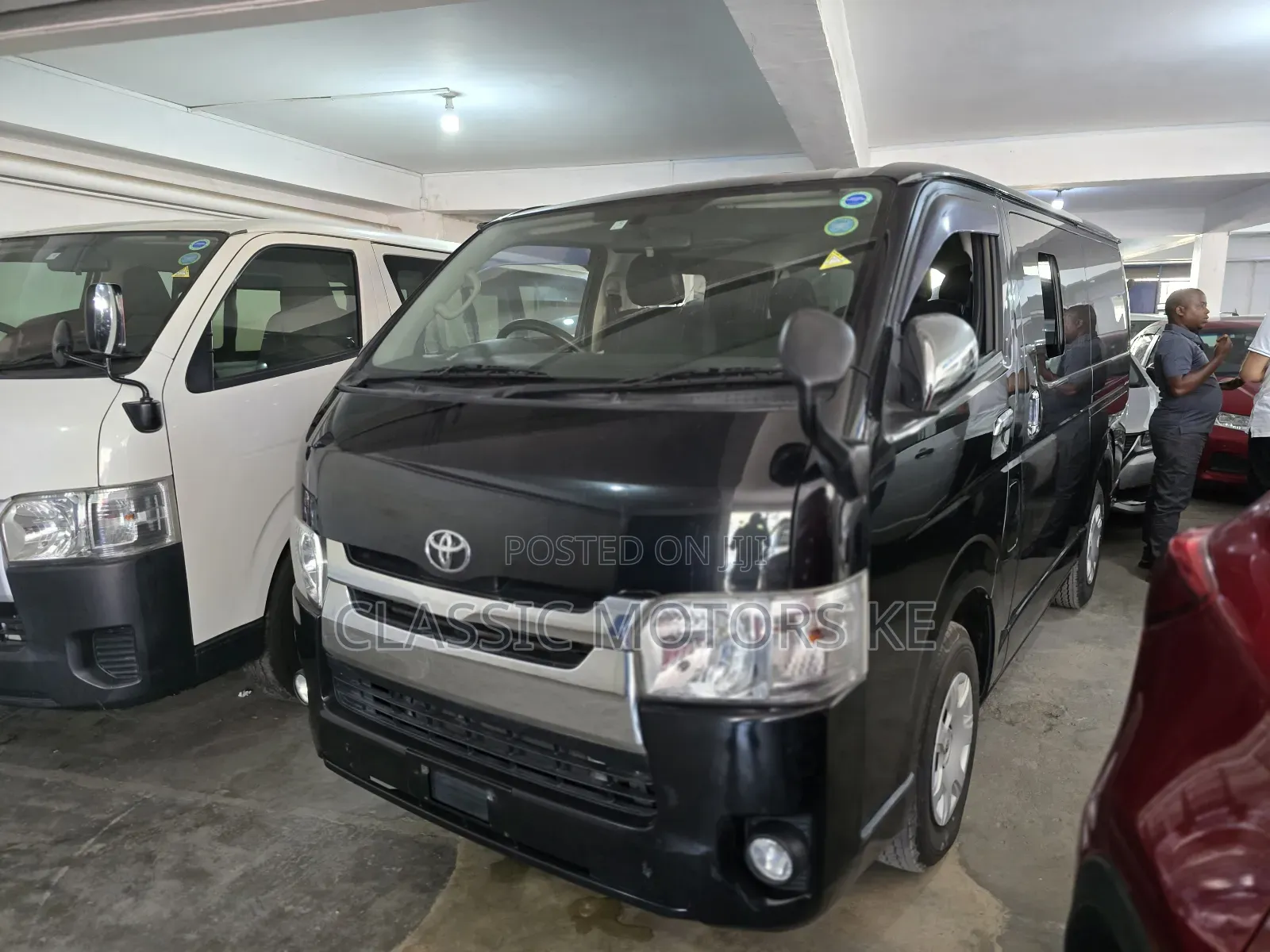 Toyota HiAce 2017 Black