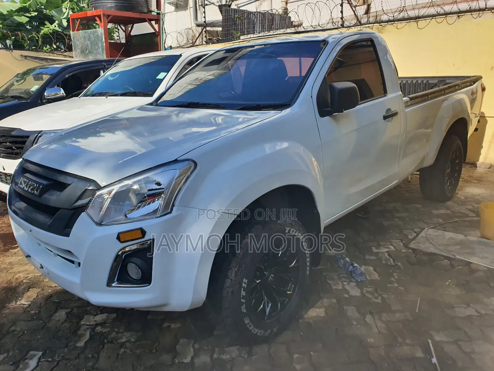 Isuzu D-MAX 2015 White