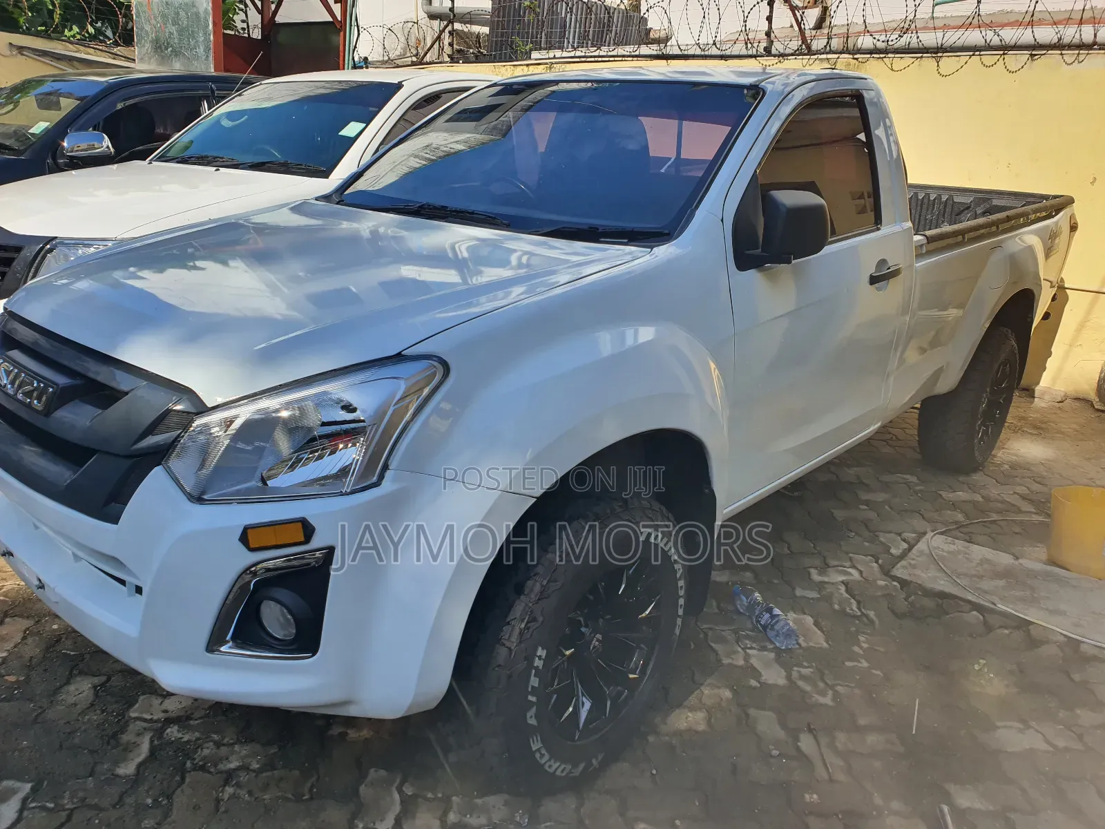 Isuzu D-MAX 2015 White