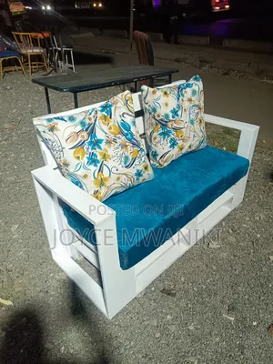 Pallet Sofa, 2 Seater 