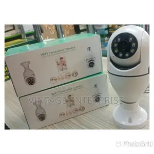 *PTZ Bulb Camera 1080p Auto Rotating Wifi CCTV*