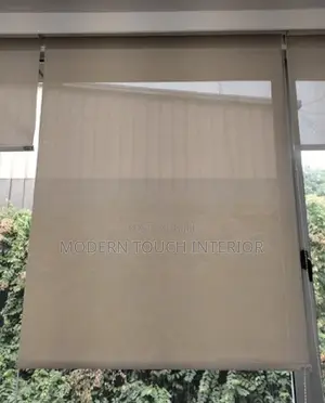 Sleek Sunscreen Window Blinds