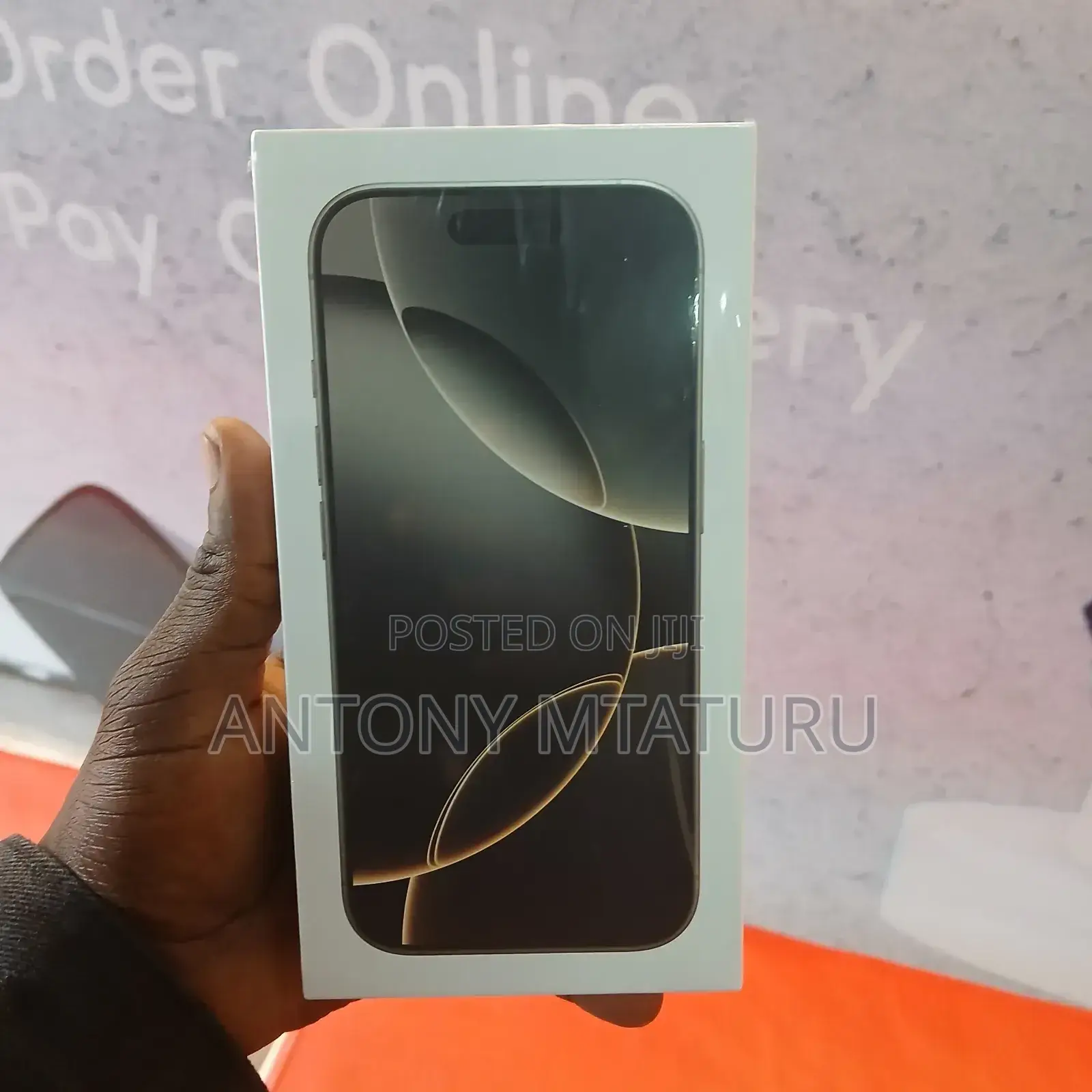 New Apple iPhone 16 Pro 256 GB Black