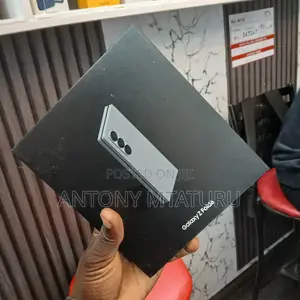 New Samsung Galaxy Z Fold6 256 GB Black