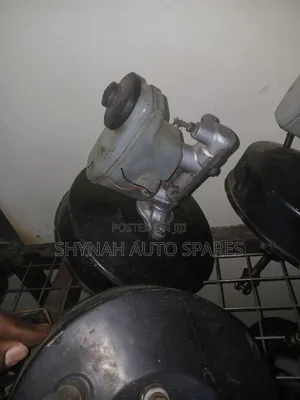 Brake Booster Plus Master Cylinder Toyota Townace Old Model